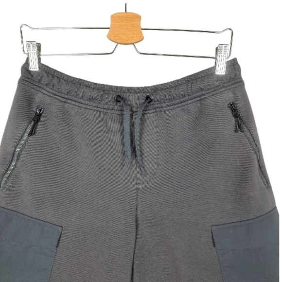 Gymshark Men's Size S Rest Day Commute Shorts Graphite Gray Stretch Waist - Picture 4 of 6